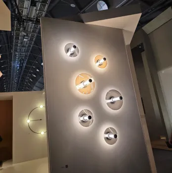 MODERN  LIGHT